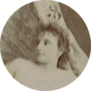 Visage du modèle posant pour une série 'Le Coucher'