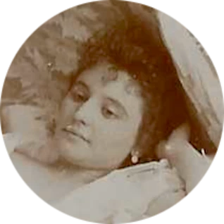 Visage du modèle posant pour une série 'Le Coucher'